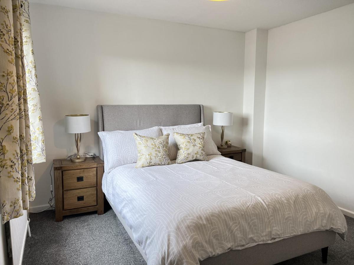 יורק Modern 2 Bed Townhouse Just Outside City Walls With Free Private Parking מראה חיצוני תמונה