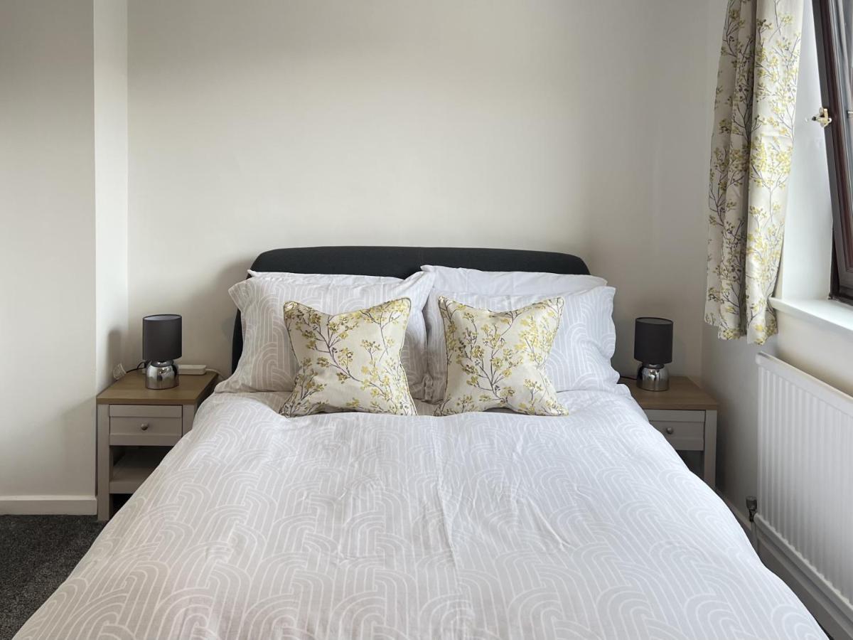 יורק Modern 2 Bed Townhouse Just Outside City Walls With Free Private Parking מראה חיצוני תמונה